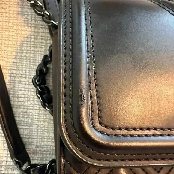 Tory Burch Fleming Matte Small Convertible Shoulder Bag

Style #82562 - Picture 3 of 9